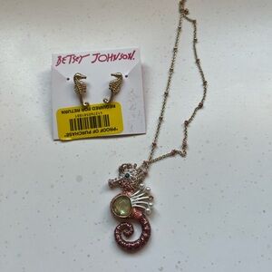 New Betsey Johnson Pink and Blue Seahorse Necklace and earrings